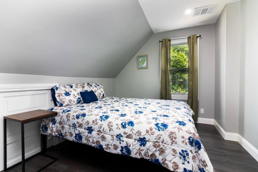 Cozy Micro Apartment, Minutes From Falls Ниагарски водопад Екстериор снимка
