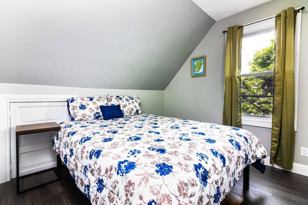 Cozy Micro Apartment, Minutes From Falls Ниагарски водопад Екстериор снимка